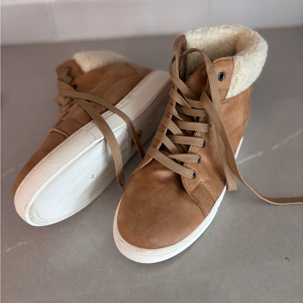 Cliffs by WHITE MOUNTAIN Tan Women's Combat Boots - Picture 6 of 6